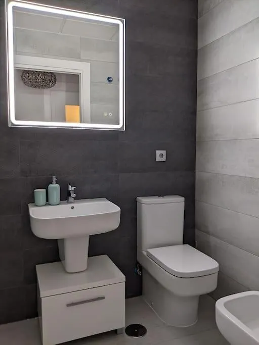 Historical Center Flat With Pool, Tennis & Parking Málaga Appartement