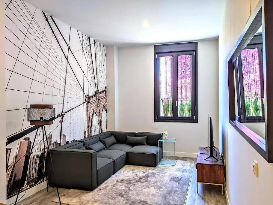 Historical Center Flat With Pool, Tennis & Parking Malaga Spain