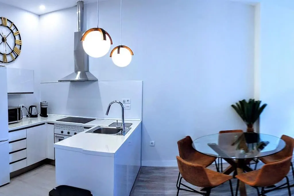 Historical Center Flat With Pool, Tennis & Parking Malaga